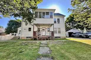 411 Foundry St, Rollinsford, NH 03869 - Photo 1