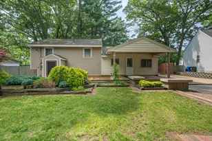 189 Fox St, Manchester, NH 03103 - Photo 1