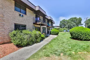 14 Strawberry Bank Rd, Nashua, NH 03062 - Photo 1