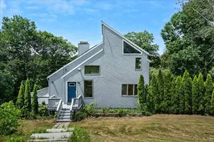 11 Roberts Rd, Rochester, NH 03867 - Photo 1