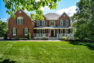 55 Cedar Crest Ln, Auburn, NH 03032 - Photo 1