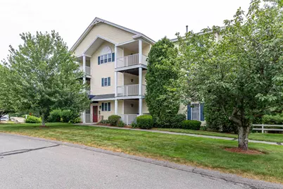 5 Crosswoods Path Boulevard #B4, Merrimack, NH 03054 - Photo 1