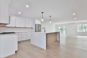 63 Centerwood Wy, Manchester, NH 03102 - Photo 1