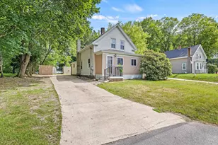 40 South Ave, Derry, NH 03445 - Photo 1