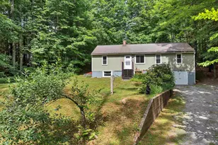 10 Sunrise Pl, Hillsboro, NH 03244 - Photo 1