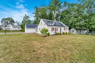 10 Haverhill St, Hudson, NH 03051 - Photo 1