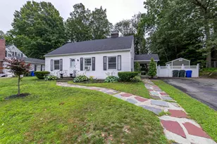 87 Lodge St, Manchester, NH 03104 - Photo 1