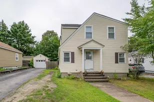 14 Gove St, Manchester, NH 03102 - Photo 1