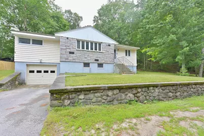 55 Epping Street, Raymond, NH 03077 - Photo 1