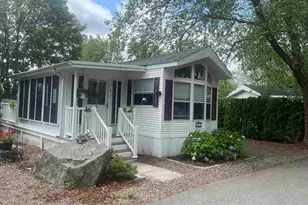 308 Rte 286, Seabrook, NH 03848 - Photo 1