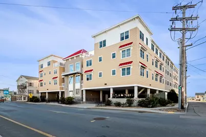 128 Ashworth Avenue #303, Hampton, NH 03842 - Photo 1
