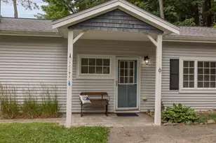 34 Floral Ave, Dover, NH 03820 - Photo 1