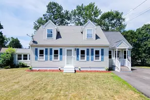 12 Linden St, Hudson, NH 03051 - Photo 1