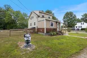 7 Flagg Rd, Rochester, NH 03839 - Photo 1
