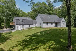 25 Meeting House Hill Rd, Deerfield, NH 03037 - Photo 1