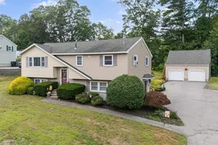 17 Dyson Dr, Salem, NH 03079 - Photo 1