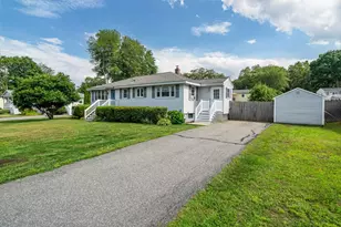 29 Green Acre Dr, Salem, NH 03079 - Photo 1