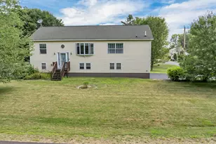 3 Amanda St, Rochester, NH 03867 - Photo 1