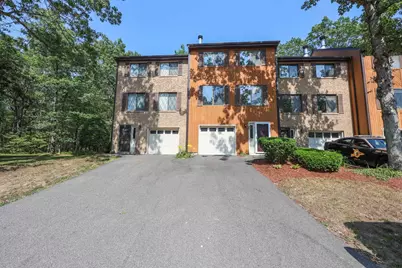 28 Winrow Drive, Merrimack, NH 03054 - Photo 1