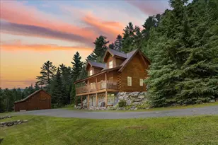 131 Blackberry Ln, Littleton, NH 03561 - Photo 1