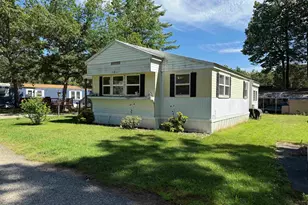 900b Maid Marion Dr, Exeter, NH 03833 - Photo 1