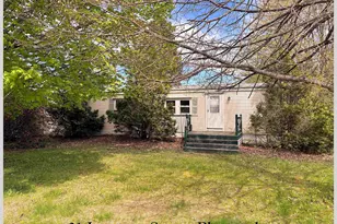 21 Lacourse St, Plymouth, NH 03264 - Photo 1