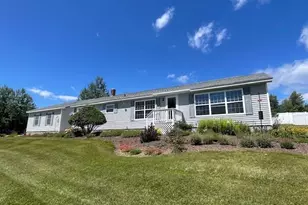 14 Grandview Dr, Berlin, NH 03570 - Photo 1