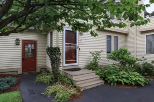 2 Drury Ln, Nashua, NH 03064 - Photo 1