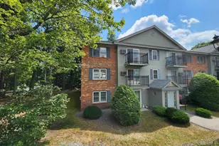 11 St James Pl, Nashua, NH 03062 - Photo 1