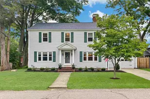 12 Ayer St, Nashua, NH 03064 - Photo 1