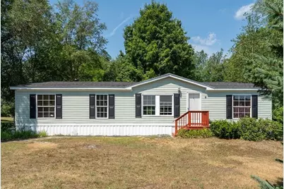 6 Joyce Lane, Raymond, NH 03077 - Photo 1