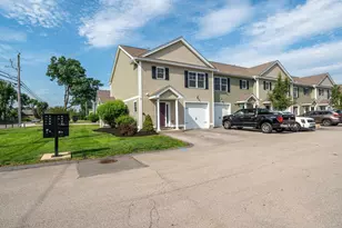 7 Deerwood Dr, Nashua, NH 03063 - Photo 1