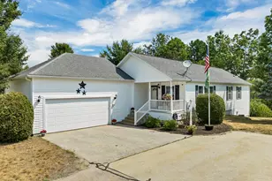 46 Moose Pond Terrace, Hooksett, NH 03106 - Photo 1