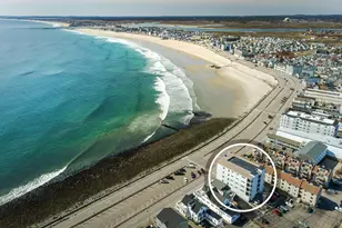 465 Ocean Blvd, Hampton, NH 03842 - Photo 1