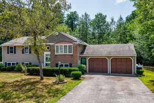 10 Wagner Way, Hudson, NH 03051 - Photo 1