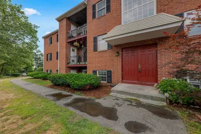 9 Louisburg Square #2, Nashua, NH 03060 - Photo 1