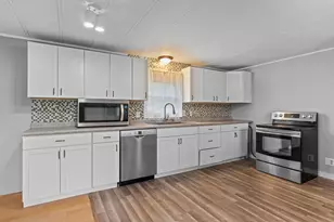 11 S Cranberry Ln, Rochester, NH 03867 - Photo 1