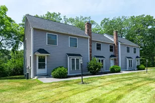 27 Downing Ct, Exeter, NH 03833 - Photo 1