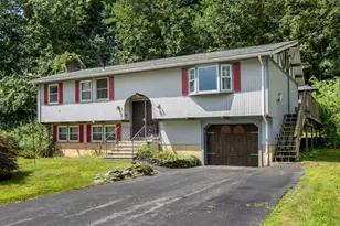 14 Scenic Dr, Derry, NH 03038 - Photo 1