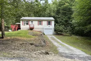 79 Pine Glen Rd, Hillsboro, NH 03244 - Photo 1