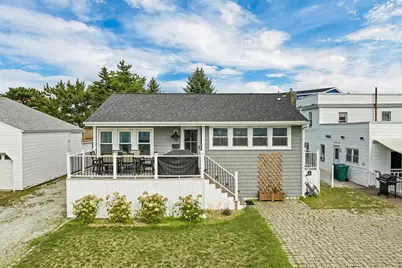 19 Portsmouth Avenue, Hampton, NH 03842 - Photo 1