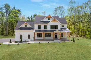 286 S Rd, Brentwood, NH 03833 - Photo 1