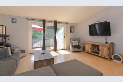 881 Mammoth Road #403, Manchester, NH 03104 - Photo 1