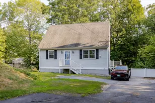 51 Kendall Ave, Manchester, NH 03103 - Photo 1
