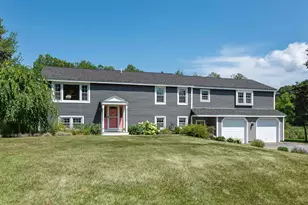 27 High St, Stratham, NH 03885 - Photo 1