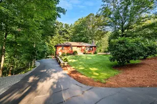 9 Cole Rd, Derry, NH 03038 - Photo 1