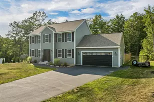 138 Bailey Dr, Pittsfield, NH 03263 - Photo 1