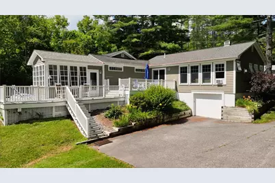 752 Pleasant Street, New London, NH 03257 - Photo 1
