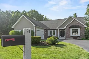 91 White Pine Ln, Manchester, NH 03102 - Photo 1