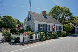 127 Main St, New Castle, NH 03854 - Photo 1
